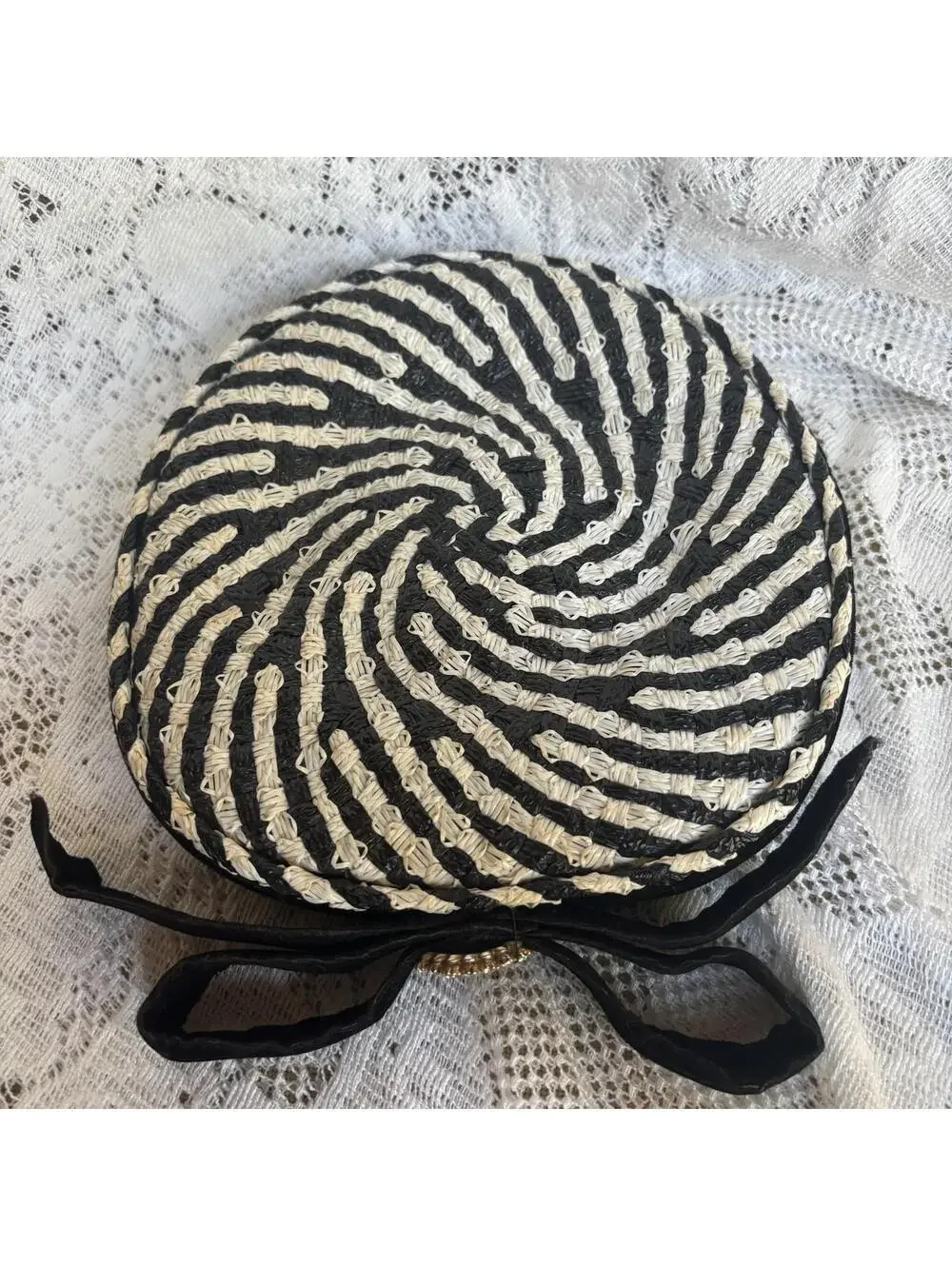 Vintage Woven Hatbox Purse Black White Straw Zelmaron 1950s
